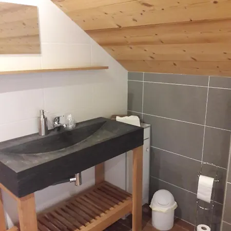 Chalet Sous Le Jora - Chambres D'hotes Couette-café *