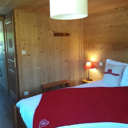 Bed & Breakfast Chalet Sous Le Jora - Chambres D'hotes Le Praz de Lys