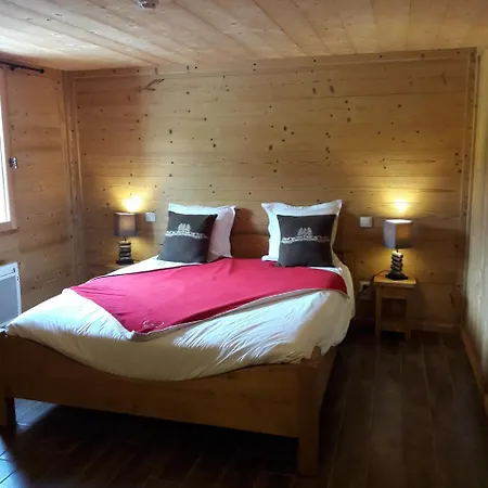 Chalet Sous Le Jora - Chambres D'hotes Le Praz de Lys